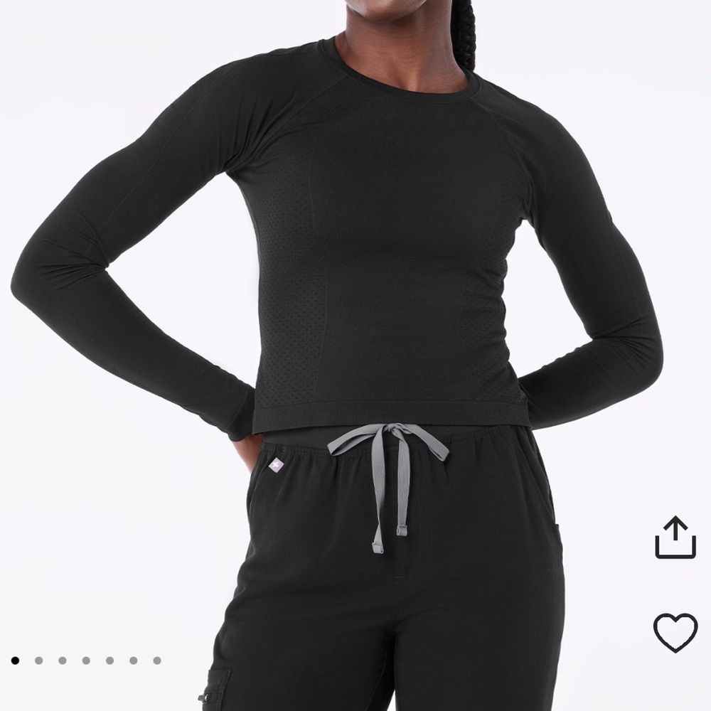 Figs salta cropped longsleeve underscrub black NWT
